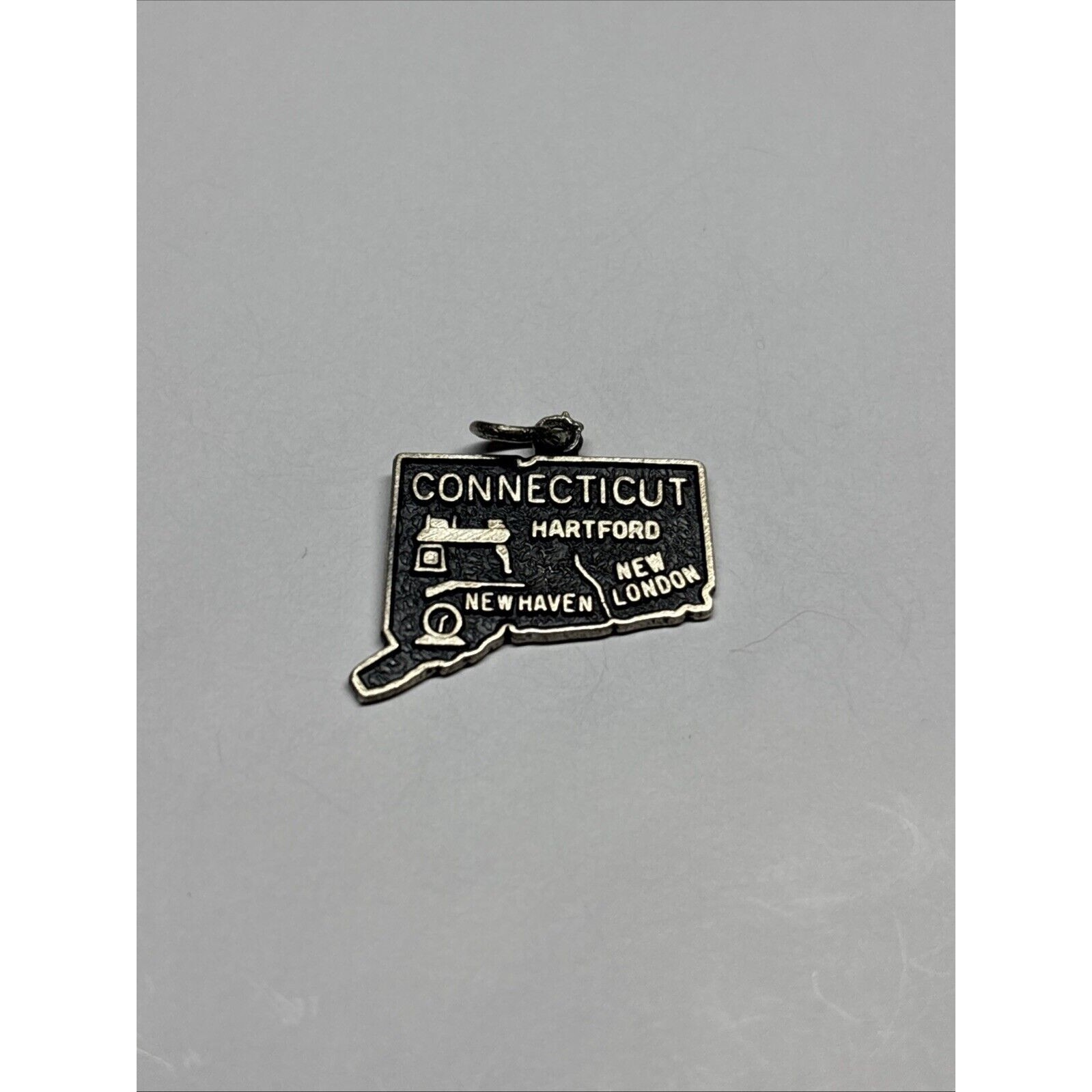 Vintage Sterling Silver 925 Beau Connecticut State Charm Bracelet Pendant